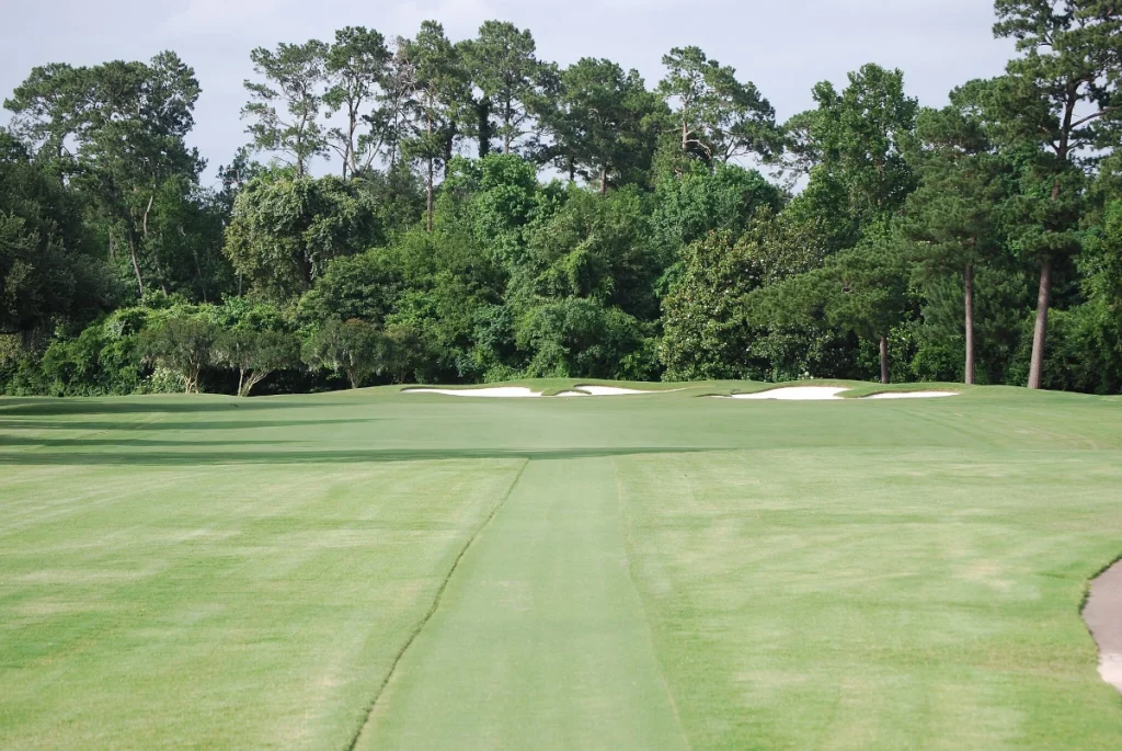 Hoyo 1 del Champions Golf Club en Houston, fundado por Jack Burke Jr.

