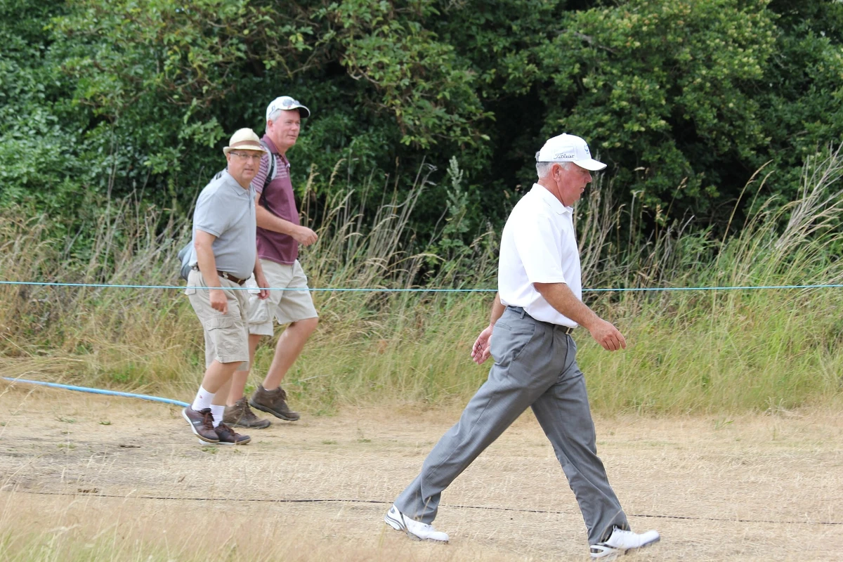 Mark O'Meara: Un Golfista Completo con Grandes Logros Mark O'Meara, ganador del Masters 1998 y del Open Championship 1998.