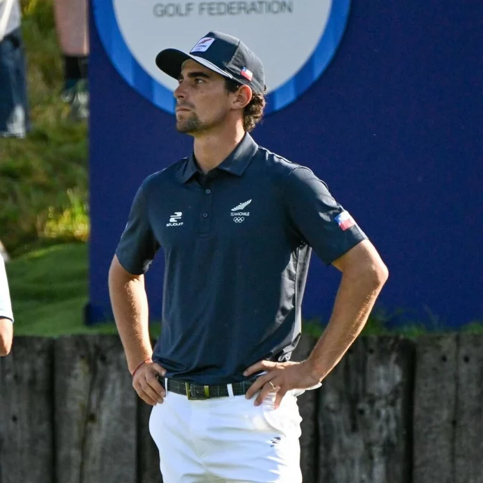 Joaquín Niemann en el PGA Tour mostrando su habilidad y estilo en el campo.