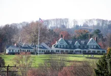 Oakmont Country Club: Historia, diseño y por qué es uno de los campos más difíciles del golf Vista del Oakmont Country Club con follaje otoñal en 2009