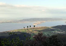 Argentario Golf Club: El Referente del Golf en la Toscana Laguna di Orbetello y Argentario Golf Club al fondo, vista panorámica de la Toscana