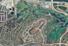 Vista panorámica aérea del campo de golf Fields Ranch East en PGA Frisco, Texas