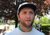 US Open 2021: Jon Rahm y el rugido de Torrey Pines Jon Rahm durante una rueda de prensa oficial, vistiendo polo gris y gorra blanca, primer plano con fondo neutro
